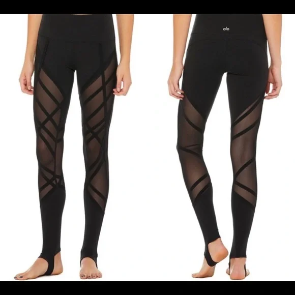 alo High Waist Wrapped Stirrup Leggings in Black - - Picture 2 of 14